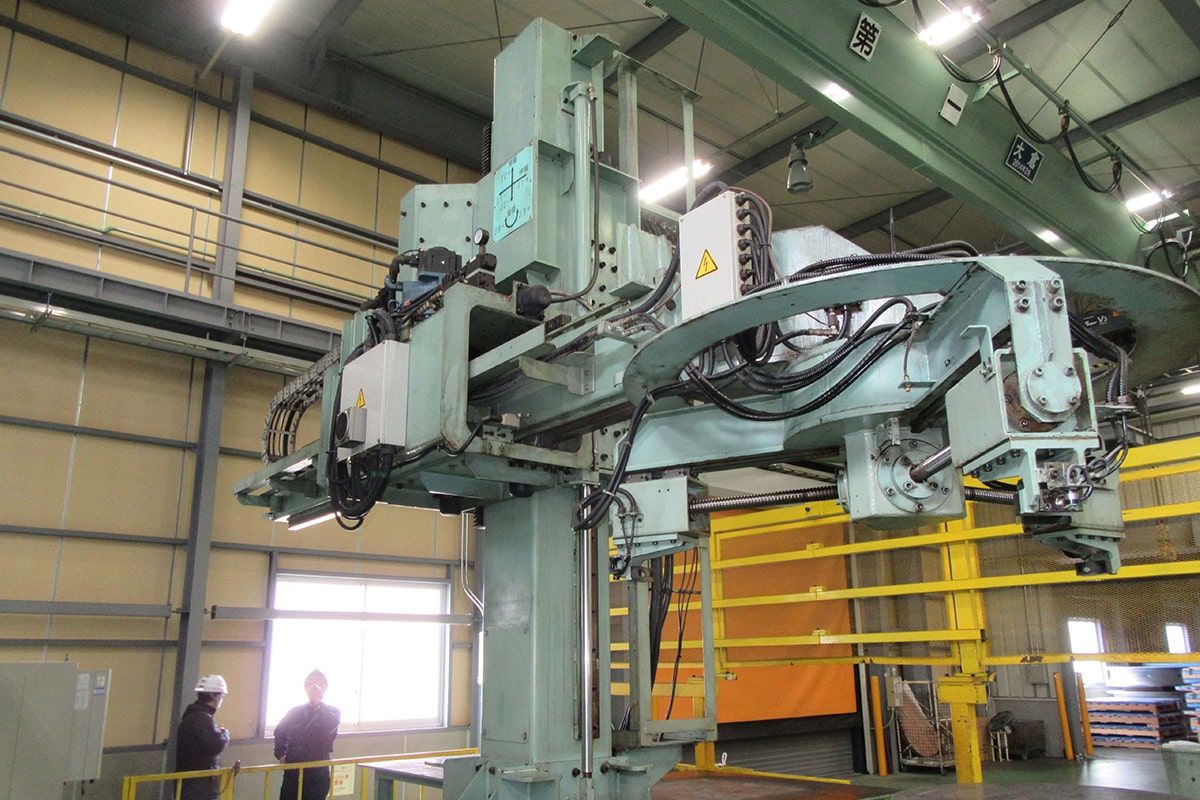 重量物搬入搬出装置